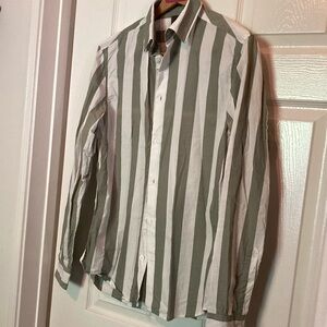 H&M 🟣 EUC Size Small Men's Regular Fit Striped Collared Shirt